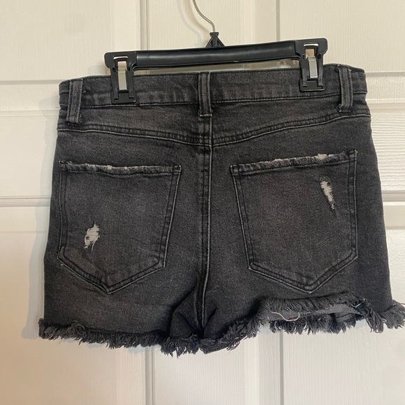 Rewash Brand Super High Rise Distressed Denim Jean Shorts 1/25 - Picture 2 of 3